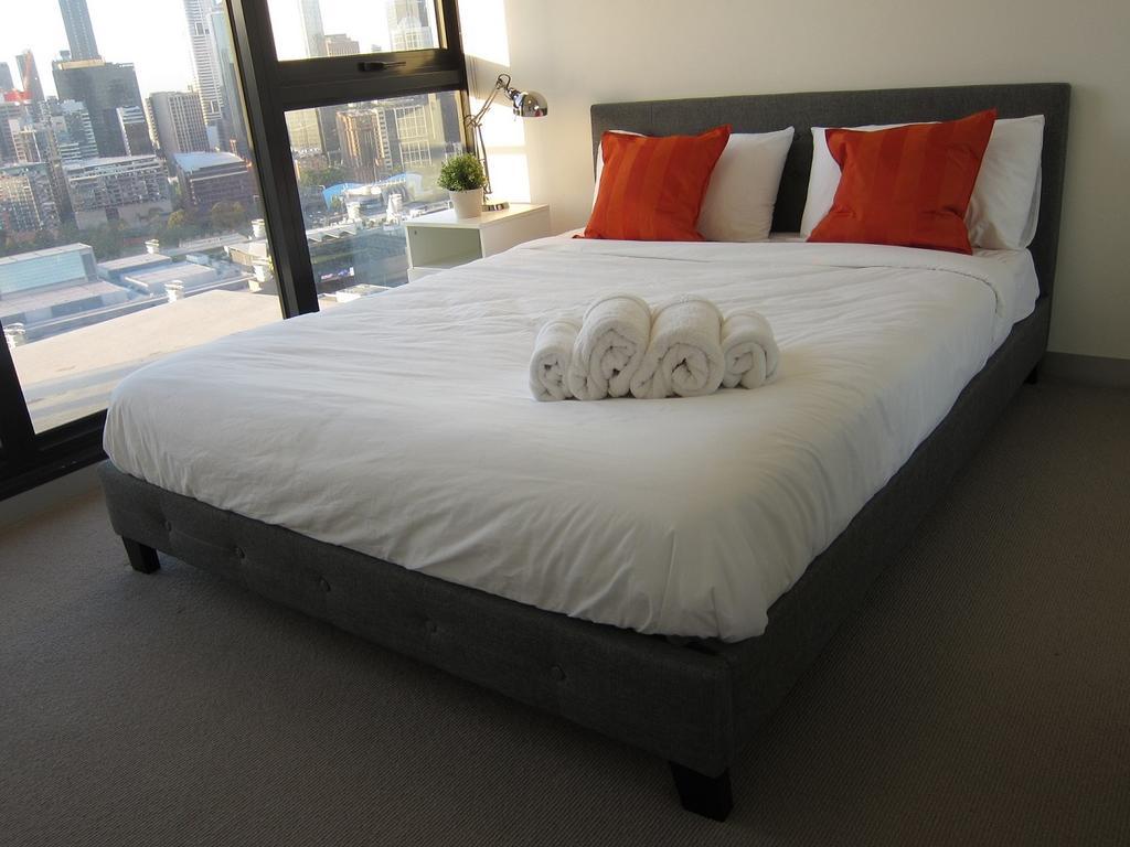 Serviced Apartments Melbourne - Platinum Eksteriør billede