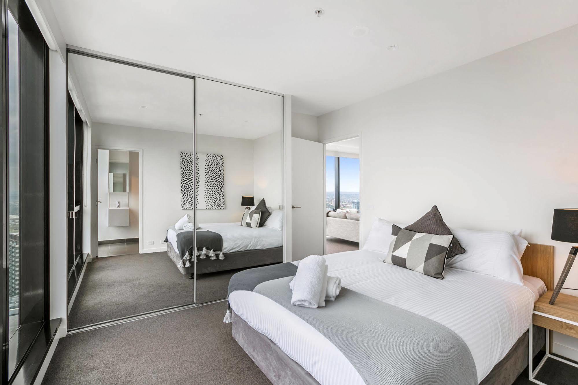 Serviced Apartments Melbourne - Platinum Eksteriør billede
